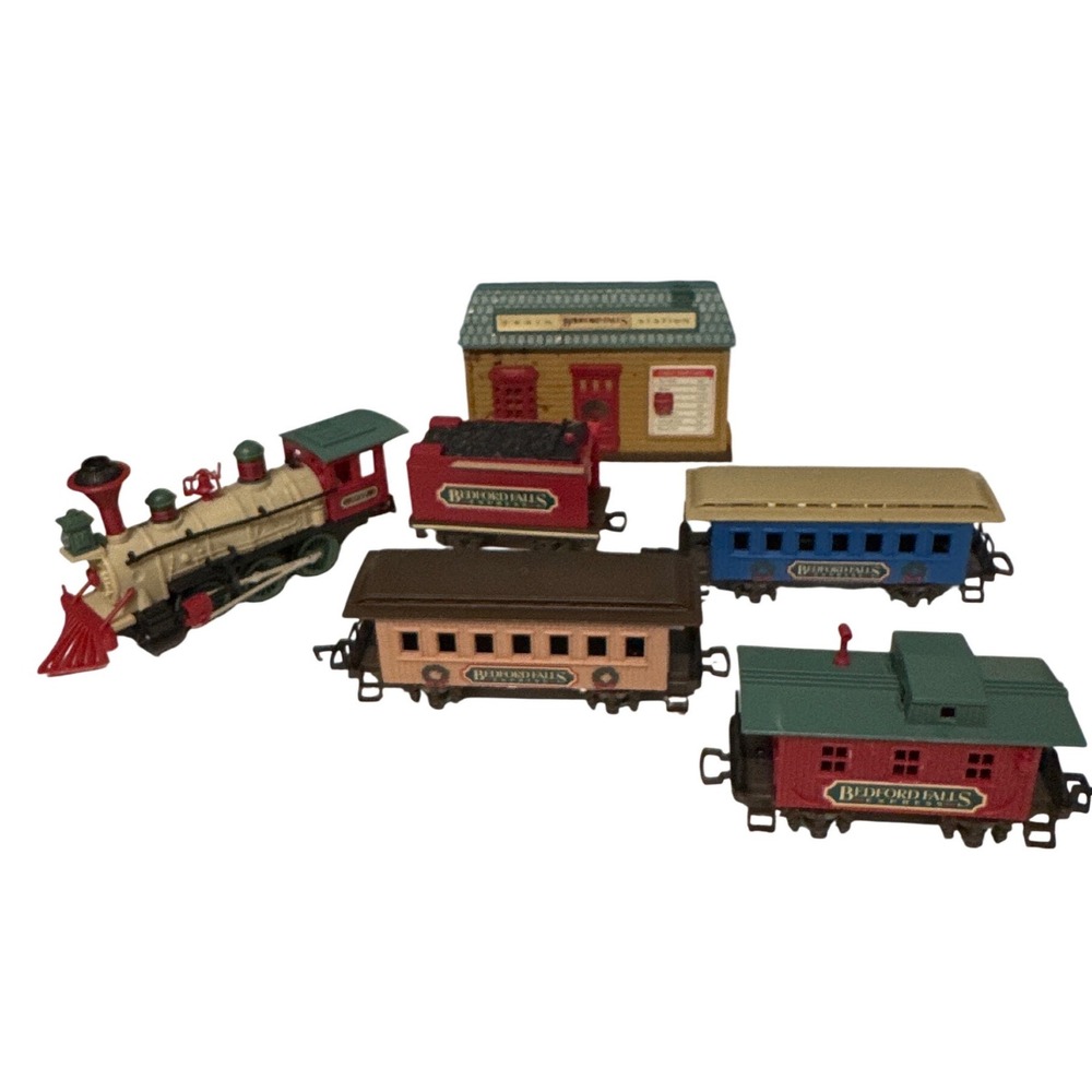 Bedford Falls Express Christmas Train Set Village Station It's a Wonderful Life